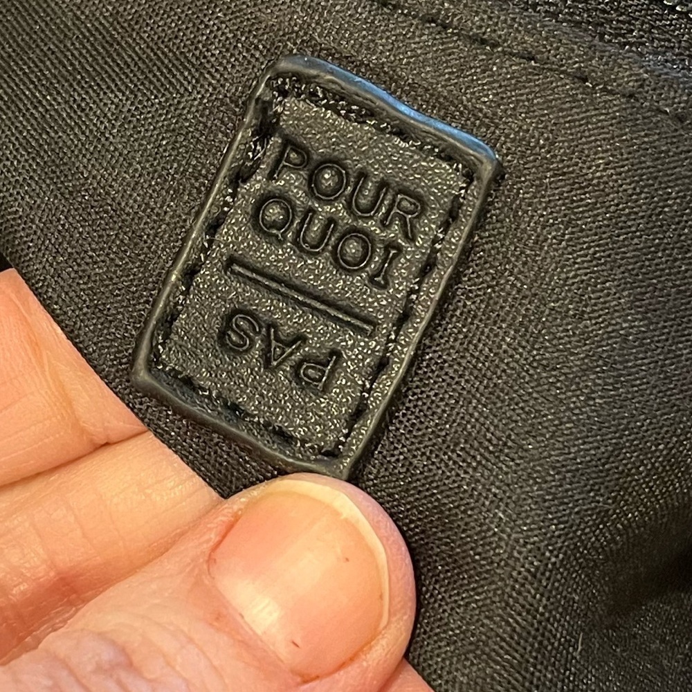 POUR QUOI? • Sac bandoulière pliable rouge - Picture 6 of 10